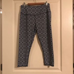 SUPER FUN PRINT Yoga pants!!